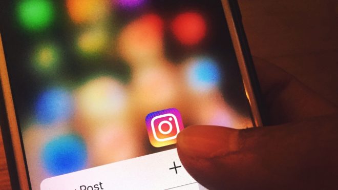¿Cómo enlazar tu cuenta de Facebook con la de Instagram?